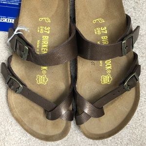 NIB Birkenstock Mayari Sandals